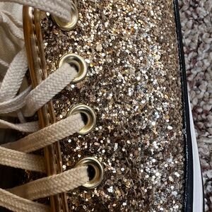 Gold Converse